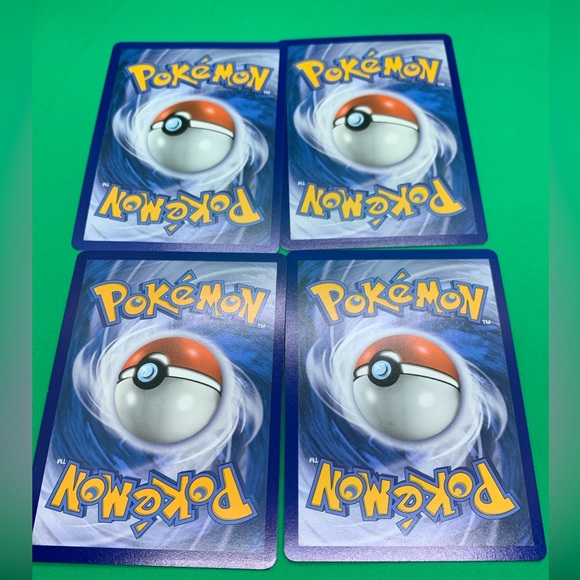 4 Pokemon Cards - Picture 3 of 3